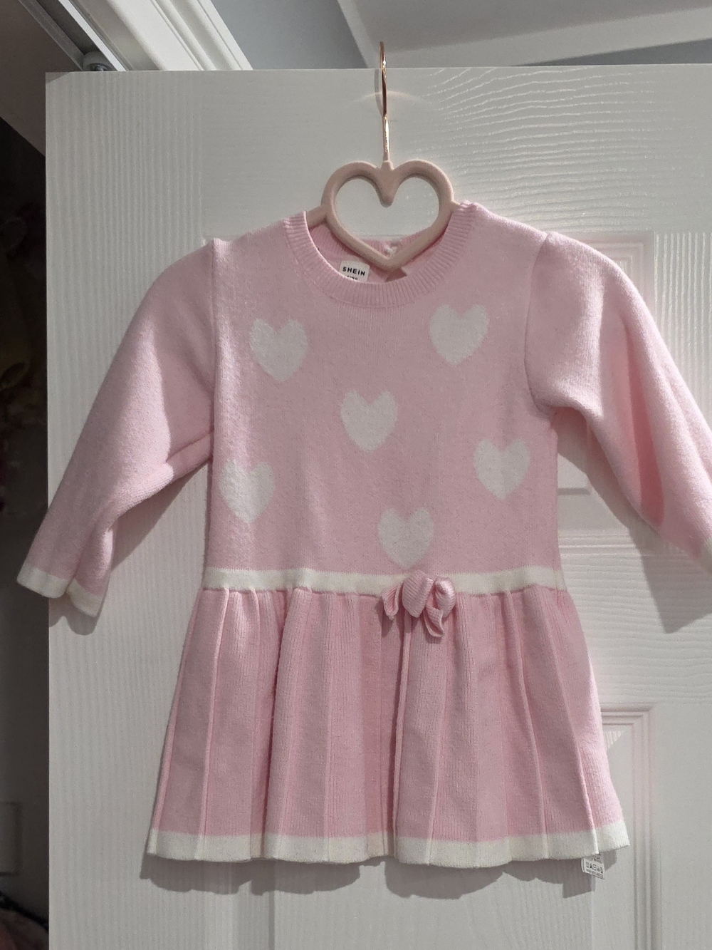 SHEIN Pink and White Heart Knit Pleated Dress for Girls